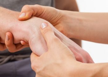 אורן זריף עזר לי עם הכאבים ביד ימין ועכשיו אני יכול לעשות הכל איתה – Oren Zarif